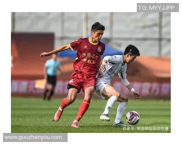 南京足球队强势领跑联赛积分榜以74分稳居第一位置